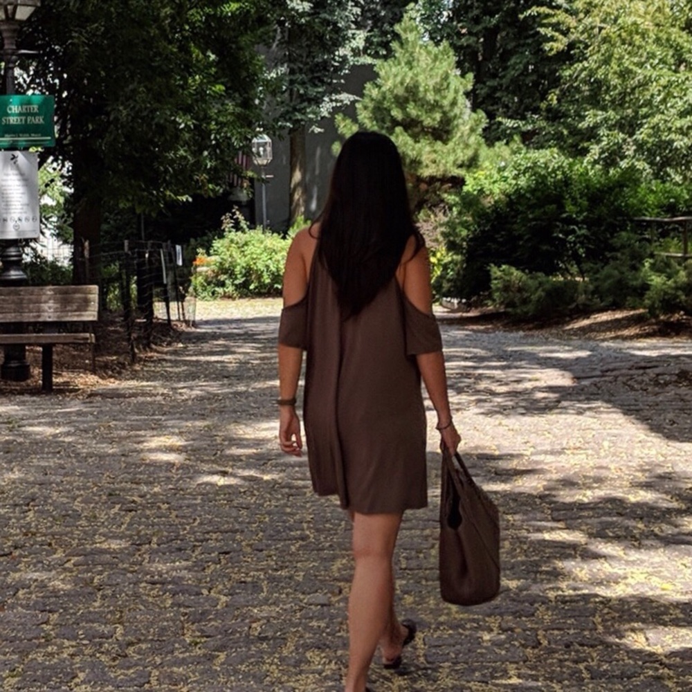 Just like 🆕 Juna Cold Shoulder Dress